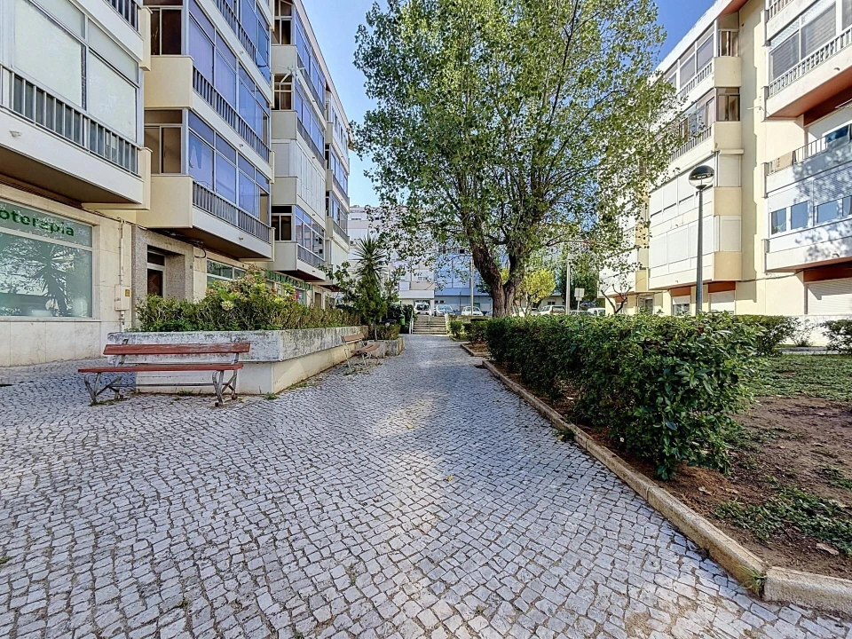 Apartamento T2 para Venda em Santa Iria de Azoia, São João da Talha e Bobadela Foto 48