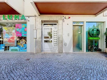 Apartamento T2 para Venda em Santa Iria de Azoia, São João da Talha e Bobadela