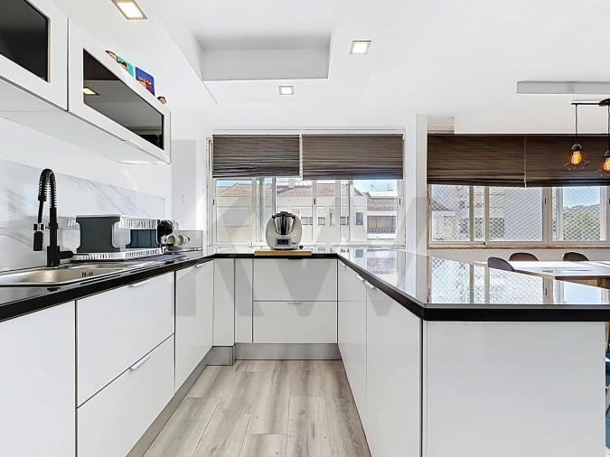 Apartamento T2 para Venda em Santa Iria de Azoia, São João da Talha e Bobadela Foto 6