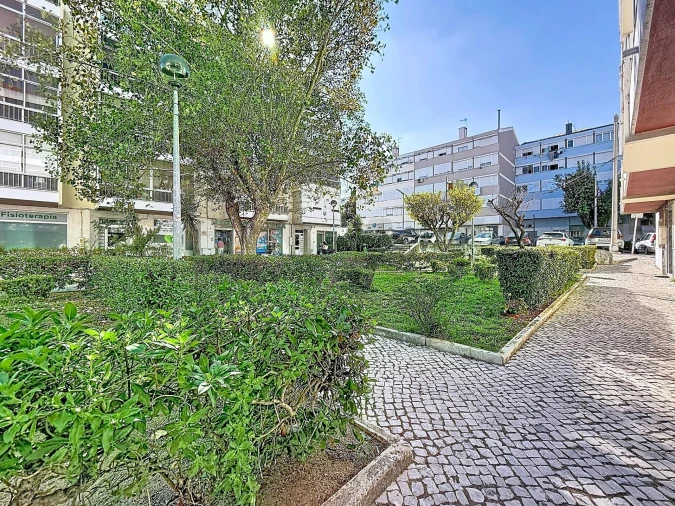 Apartamento T2 para Venda em Santa Iria de Azoia, São João da Talha e Bobadela Foto 46