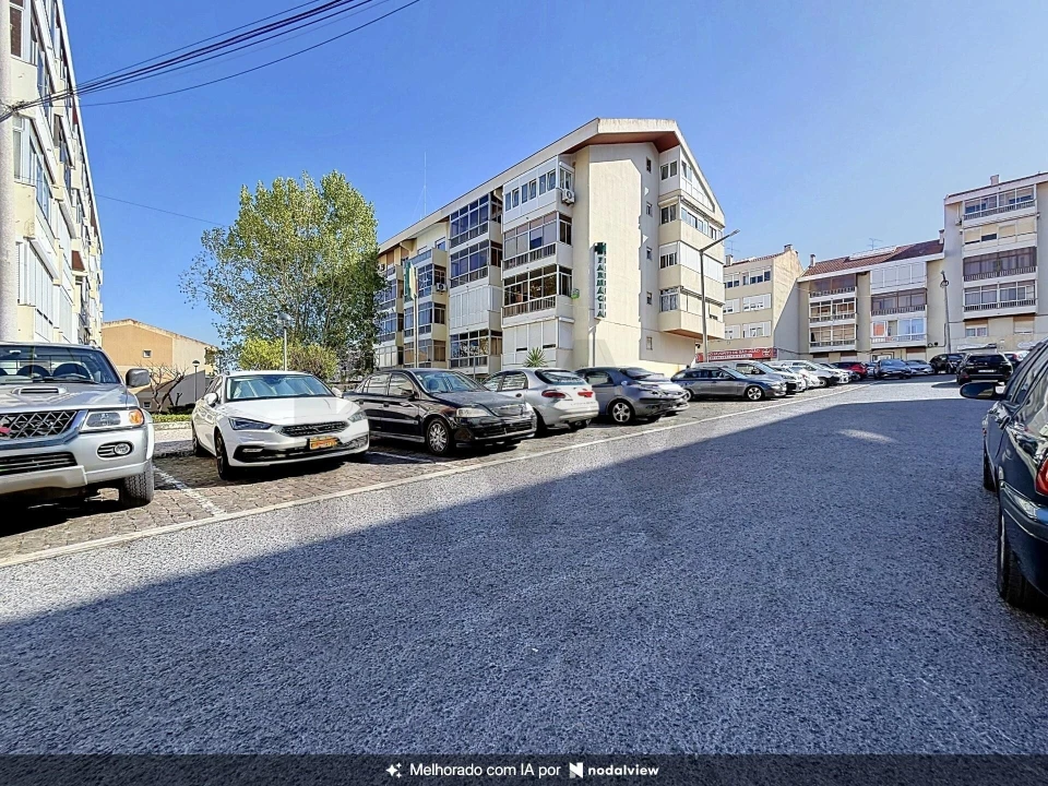 Apartamento T2 para Venda em Santa Iria de Azoia, São João da Talha e Bobadela Foto 49