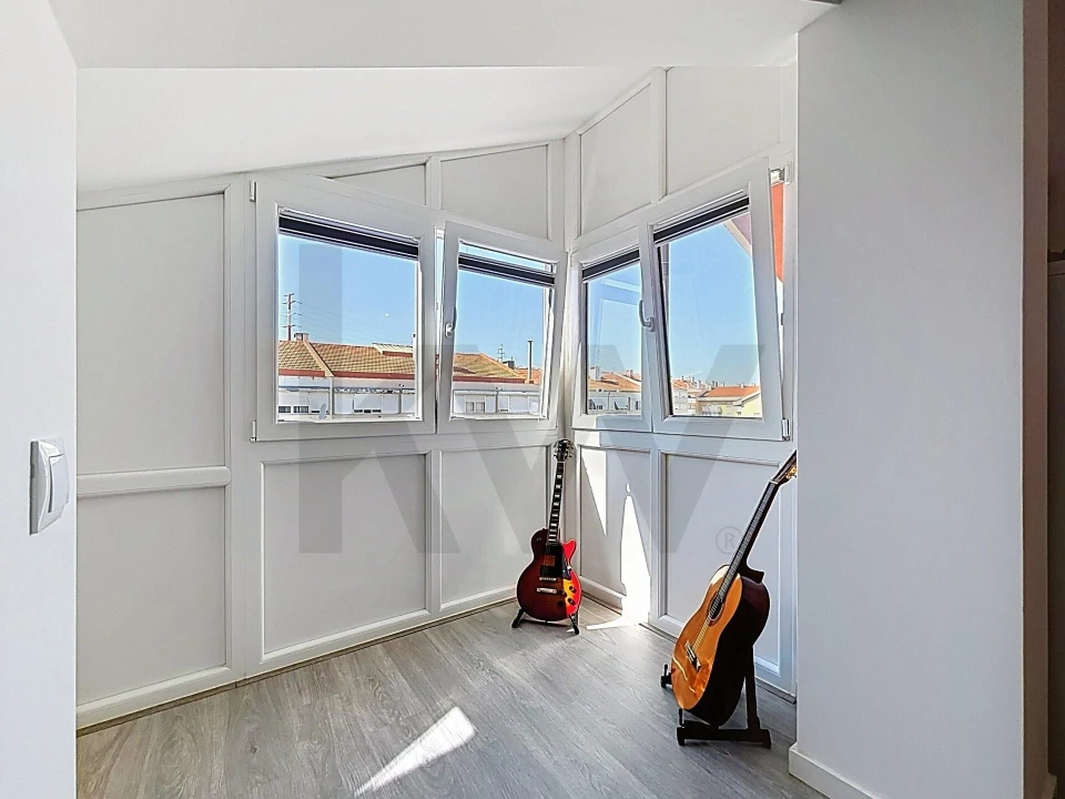 Apartamento T2 para Venda em Santa Iria de Azoia, São João da Talha e Bobadela Foto 20