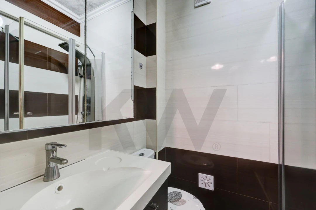 Apartamento T2 para Venda em Algés, Linda-A-Velha e Cruz Quebrada-Dafundo Foto 10