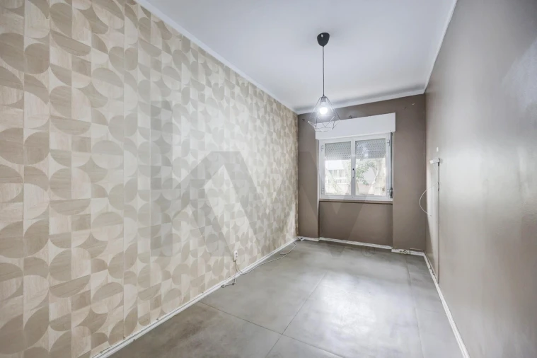 Apartamento T2 para Venda em Algés, Linda-A-Velha e Cruz Quebrada-Dafundo Foto 3