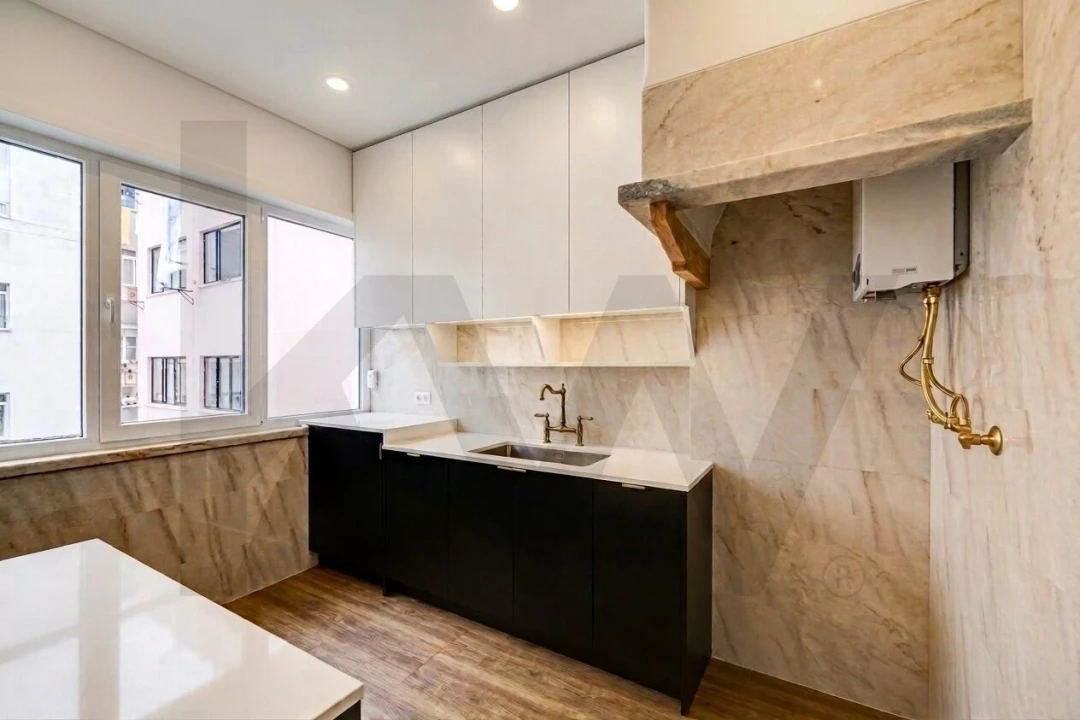 Apartamento T2 para Venda em Algés, Linda-A-Velha e Cruz Quebrada-Dafundo Foto 14