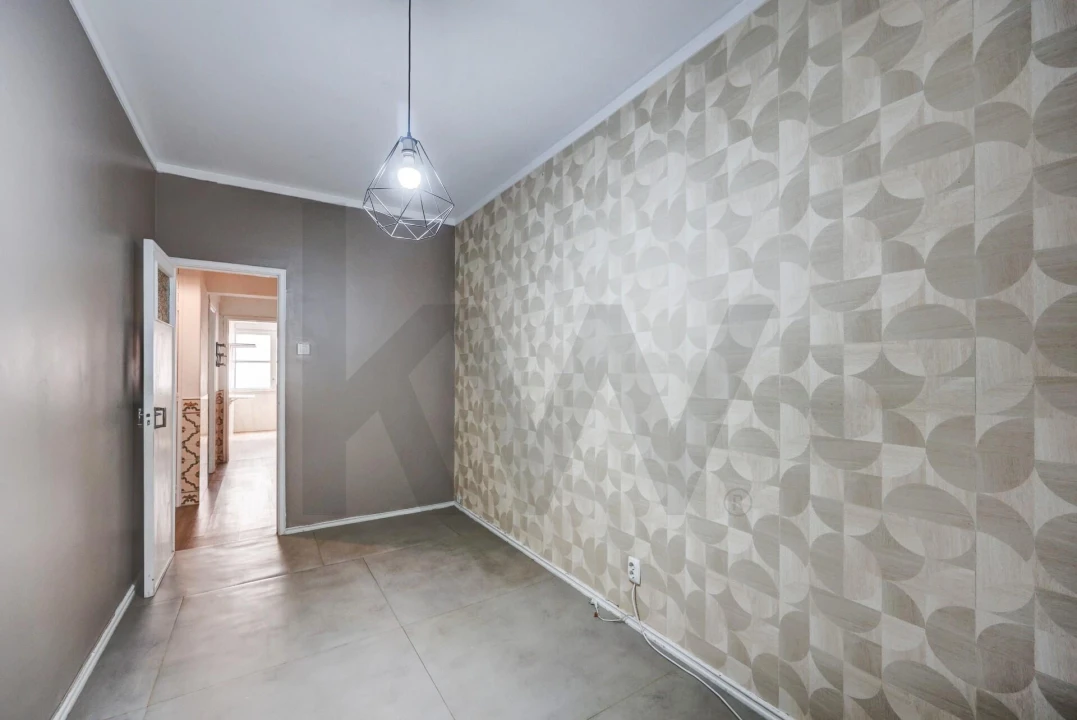 Apartamento T2 para Venda em Algés, Linda-A-Velha e Cruz Quebrada-Dafundo Foto 4