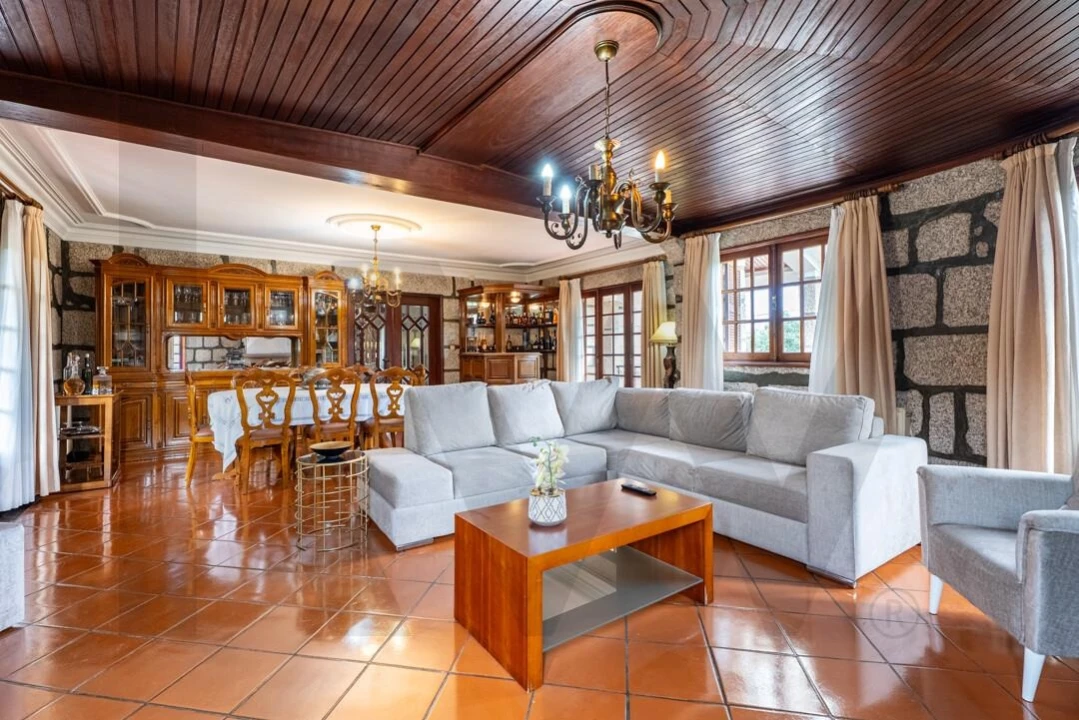 Moradia T3 para Venda em Fregim Foto 9
