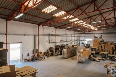 Armazém para Venda em Gois