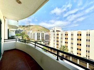 Apartamento T3 para Arrendamento em São Martinho