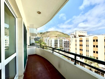 Apartamento T3 para Arrendamento em São Martinho