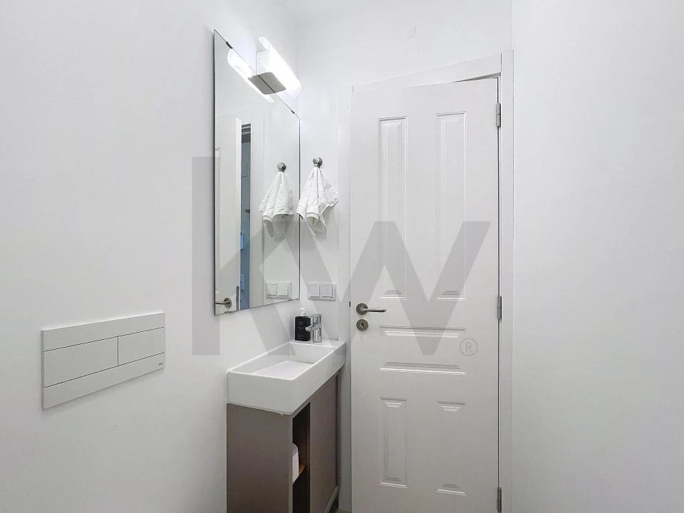 Apartamento T2 para Venda em Arroios Foto 36