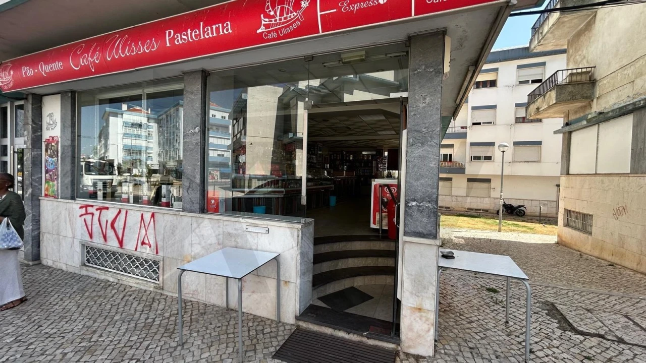 Loja para Arrendamento em Odivelas Foto 2