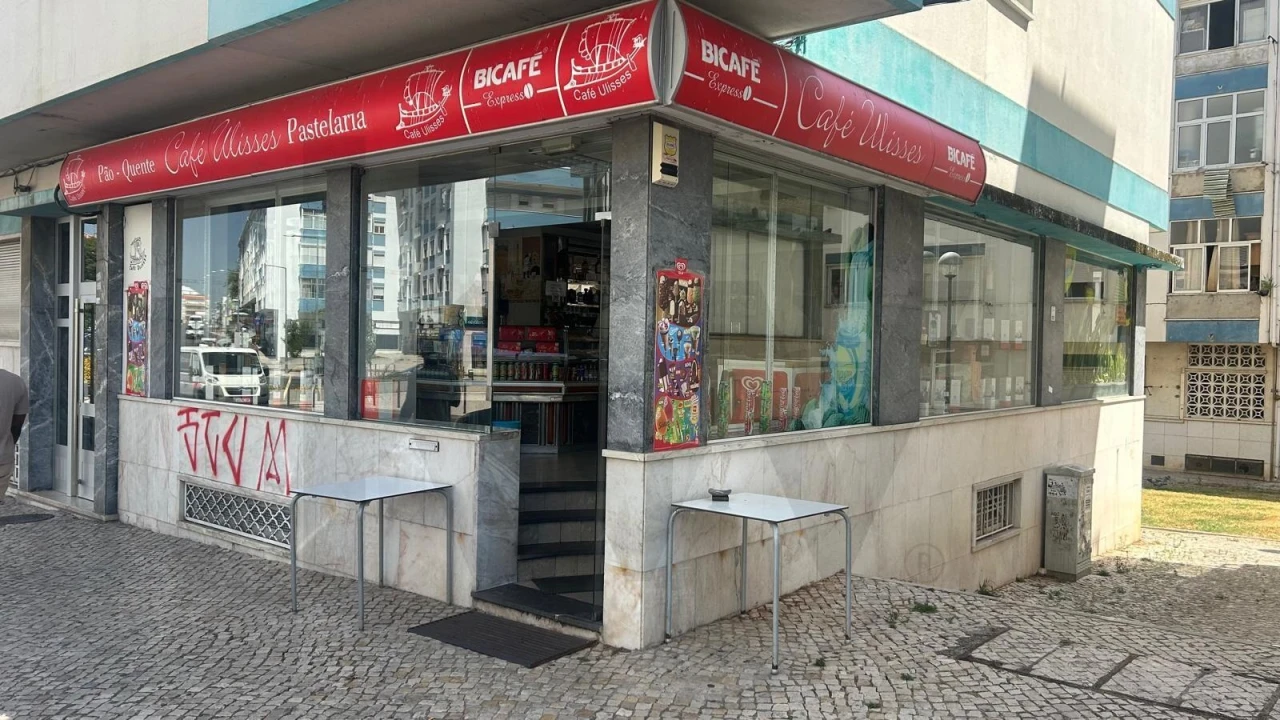 Loja para Arrendamento em Odivelas Foto 1
