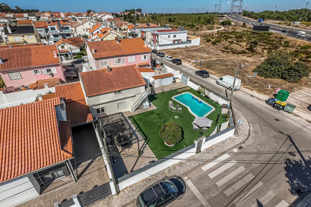 Moradia T3 para Venda em Quinta do Conde Foto 7