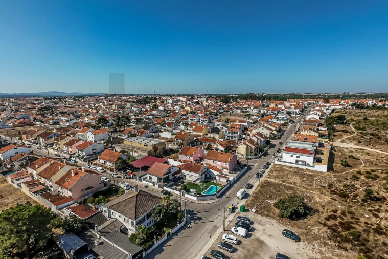 Moradia T3 para Venda em Quinta do Conde Foto 4