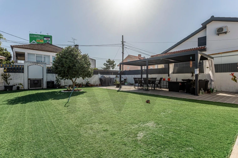 Moradia T3 para Venda em Quinta do Conde Foto 74