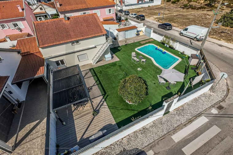 Moradia T3 para Venda em Quinta do Conde Foto 8