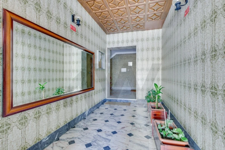 Apartamento T2 para Venda em São Domingos de Rana Foto 19
