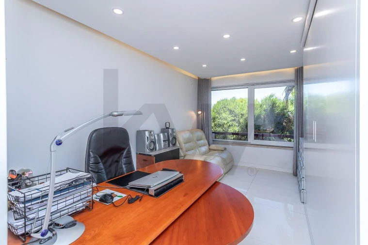 Apartamento T4 para Venda em Oeiras e São Julião da Barra, Paço de Arcos e Caxias Foto 35