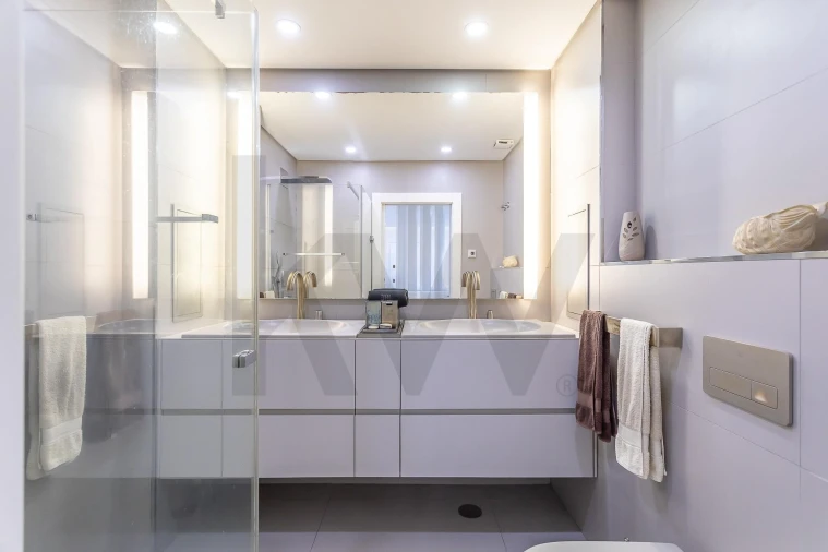 Apartamento T4 para Venda em Oeiras e São Julião da Barra, Paço de Arcos e Caxias Foto 33