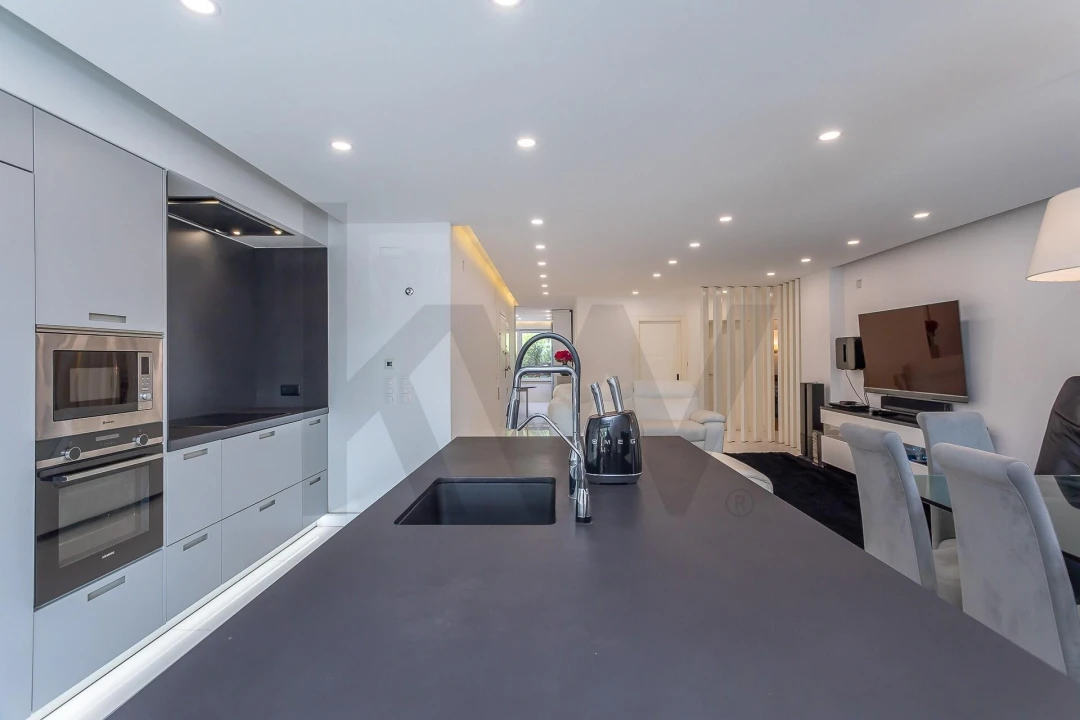 Apartamento T4 para Venda em Oeiras e São Julião da Barra, Paço de Arcos e Caxias Foto 5