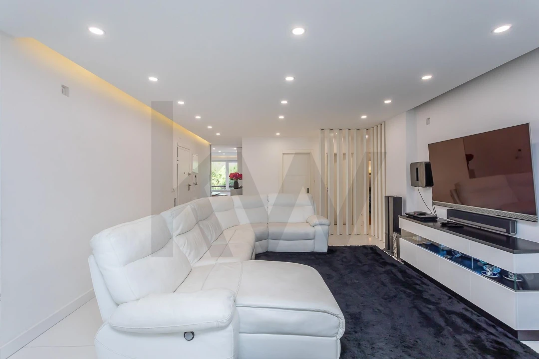 Apartamento T4 para Venda em Oeiras e São Julião da Barra, Paço de Arcos e Caxias Foto 13