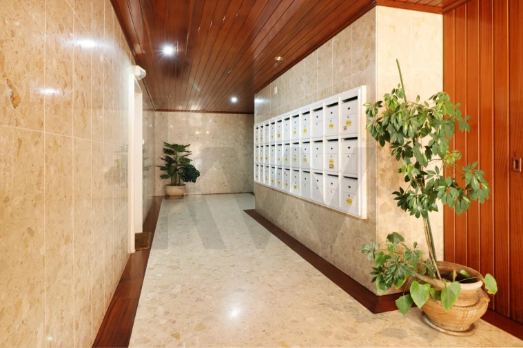 Apartamento T3 para Arrendamento em São Domingos de Rana Foto 36