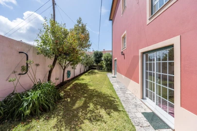Moradia T5 para Venda em Vila Praia de Ancora