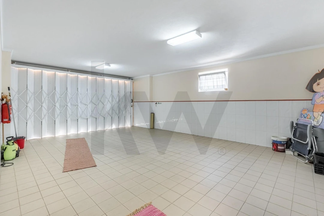 Moradia T4 para Venda em Vila Praia de Ancora Foto 10