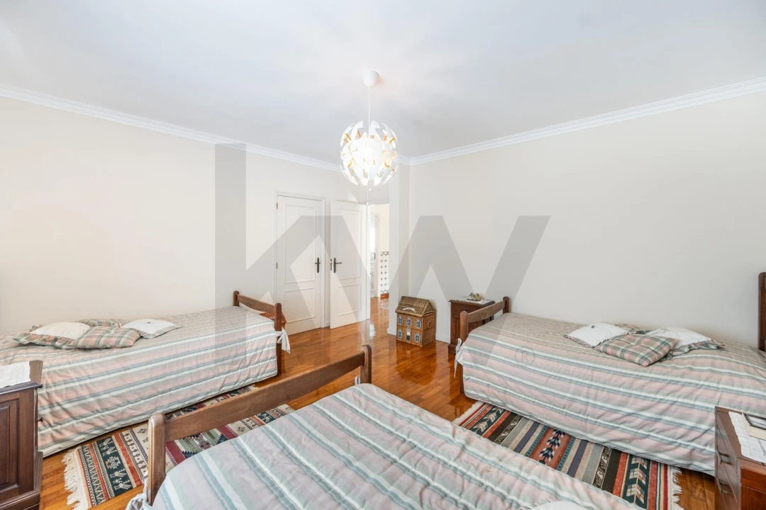 Moradia T4 para Venda em Vila Praia de Ancora Foto 38