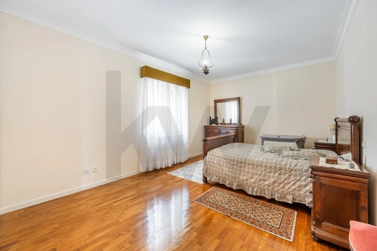 Moradia T4 para Venda em Vila Praia de Ancora Foto 28