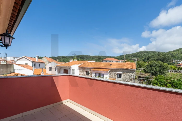 Moradia T4 para Venda em Vila Praia de Ancora Foto 34