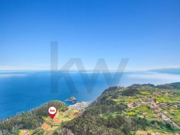 Terreno para Venda em Porto Moniz
