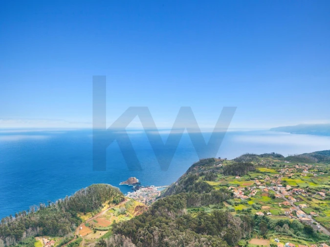 Terreno para Venda em Porto Moniz Foto 15