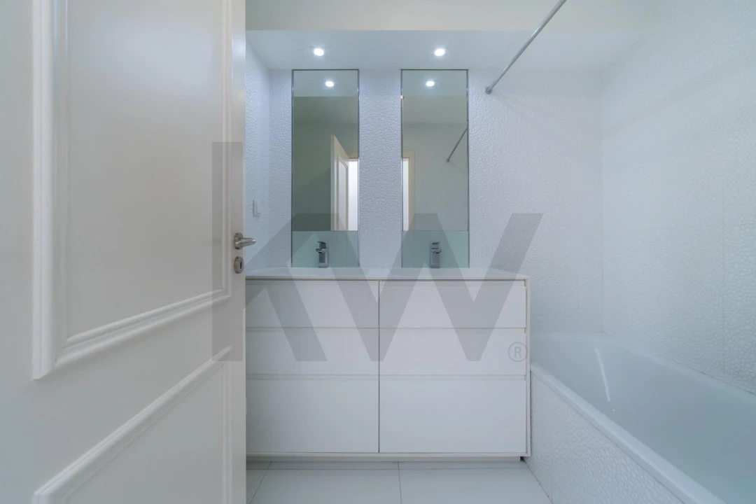 Apartamento T4 para Venda em Alcantara Foto 16