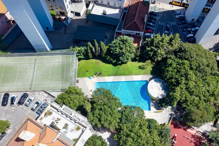 Apartamento T4 para Venda em Alcantara Foto 9