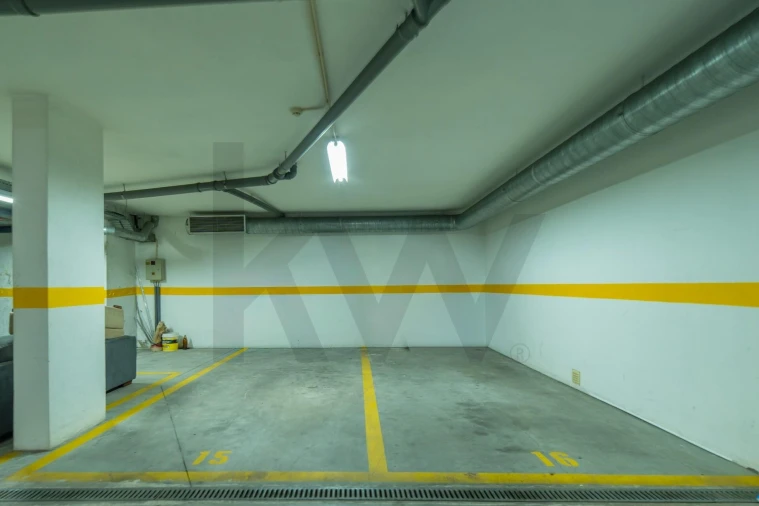 Apartamento T4 para Venda em Alcantara Foto 39