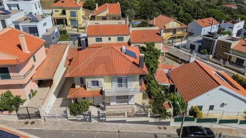 Moradia T5 para Venda em Odivelas