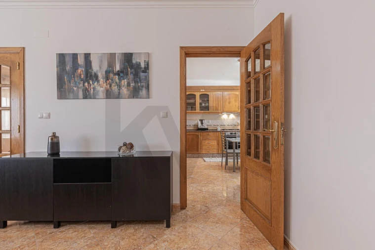 Moradia T5 para Venda em Odivelas Foto 11