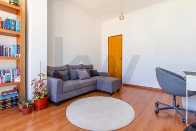 Apartamento T2 para Venda em Alfragide