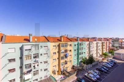 Apartamento T2 para Venda em Alfragide