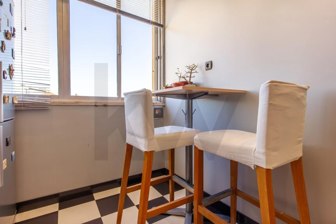 Apartamento T2 para Venda em Alfragide Foto 10