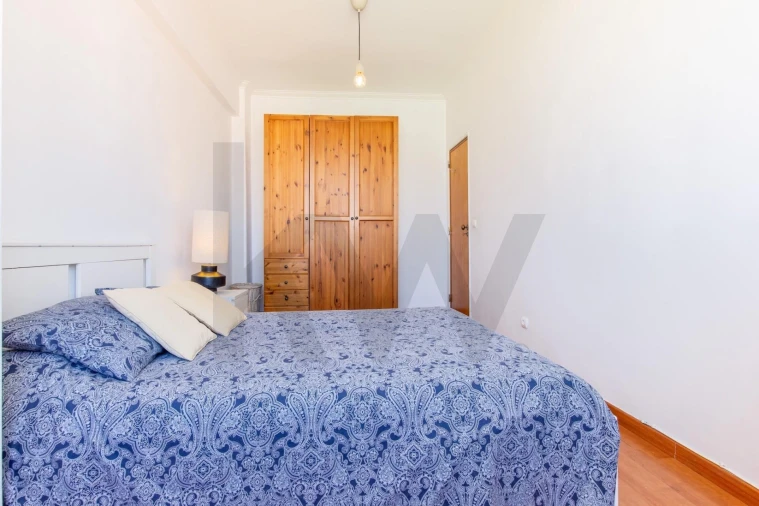 Apartamento T2 para Venda em Alfragide Foto 14