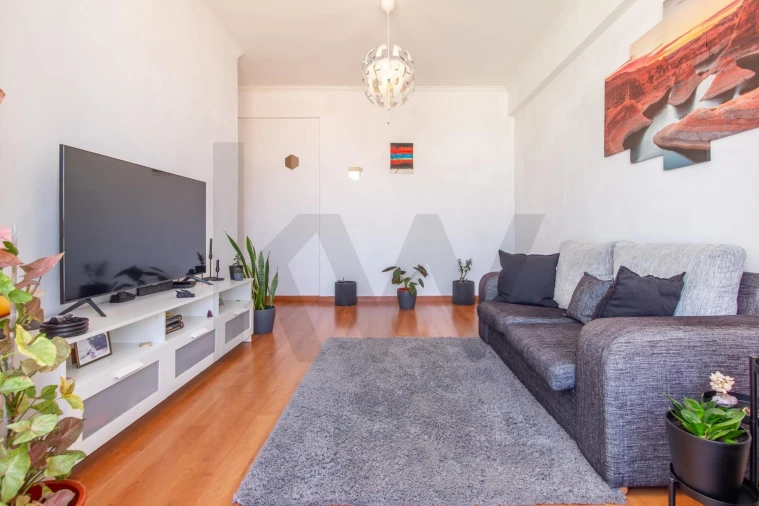 Apartamento T2 para Venda em Alfragide Foto 2