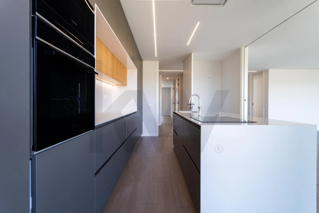 Apartamento T3 para Venda em Carnaxide e Queijas Foto 40