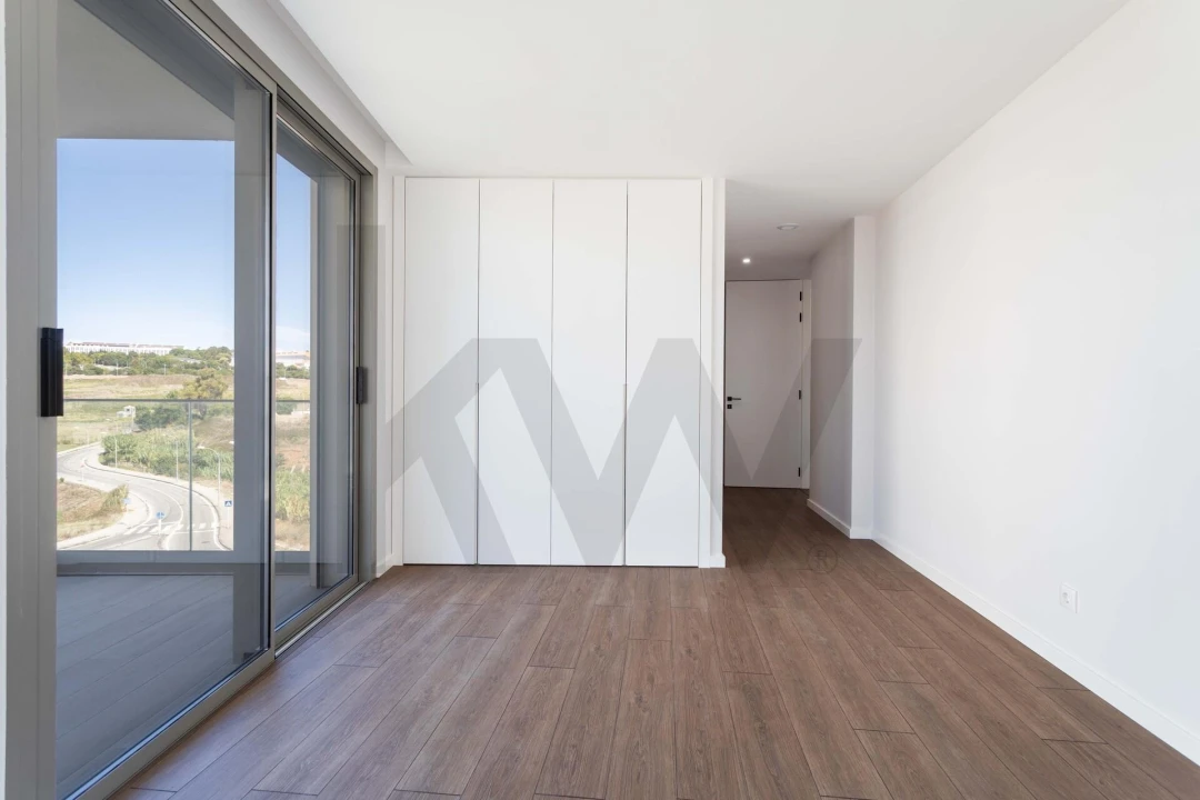 Apartamento T3 para Venda em Carnaxide e Queijas Foto 29