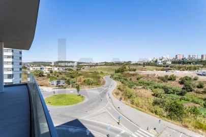 Apartamento T3 para Venda em Carnaxide e Queijas