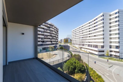 Apartamento T3 para Venda em Carnaxide e Queijas