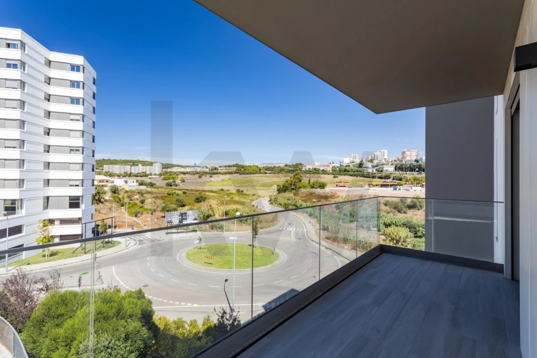 Apartamento T3 para Venda em Carnaxide e Queijas Foto 21