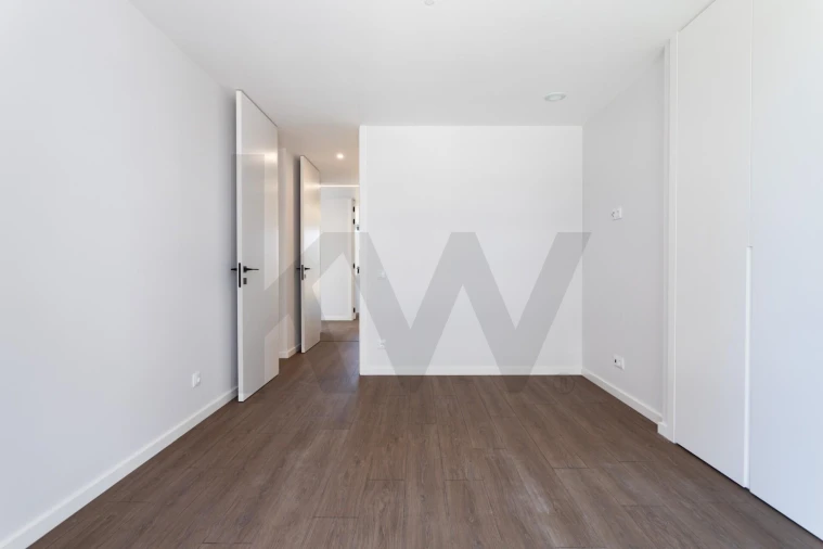 Apartamento T3 para Venda em Carnaxide e Queijas Foto 8